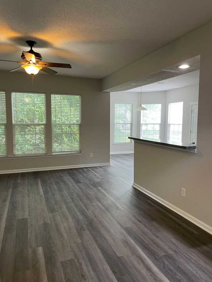 5603 Falls Ridge Ln - Photo 6 of 30