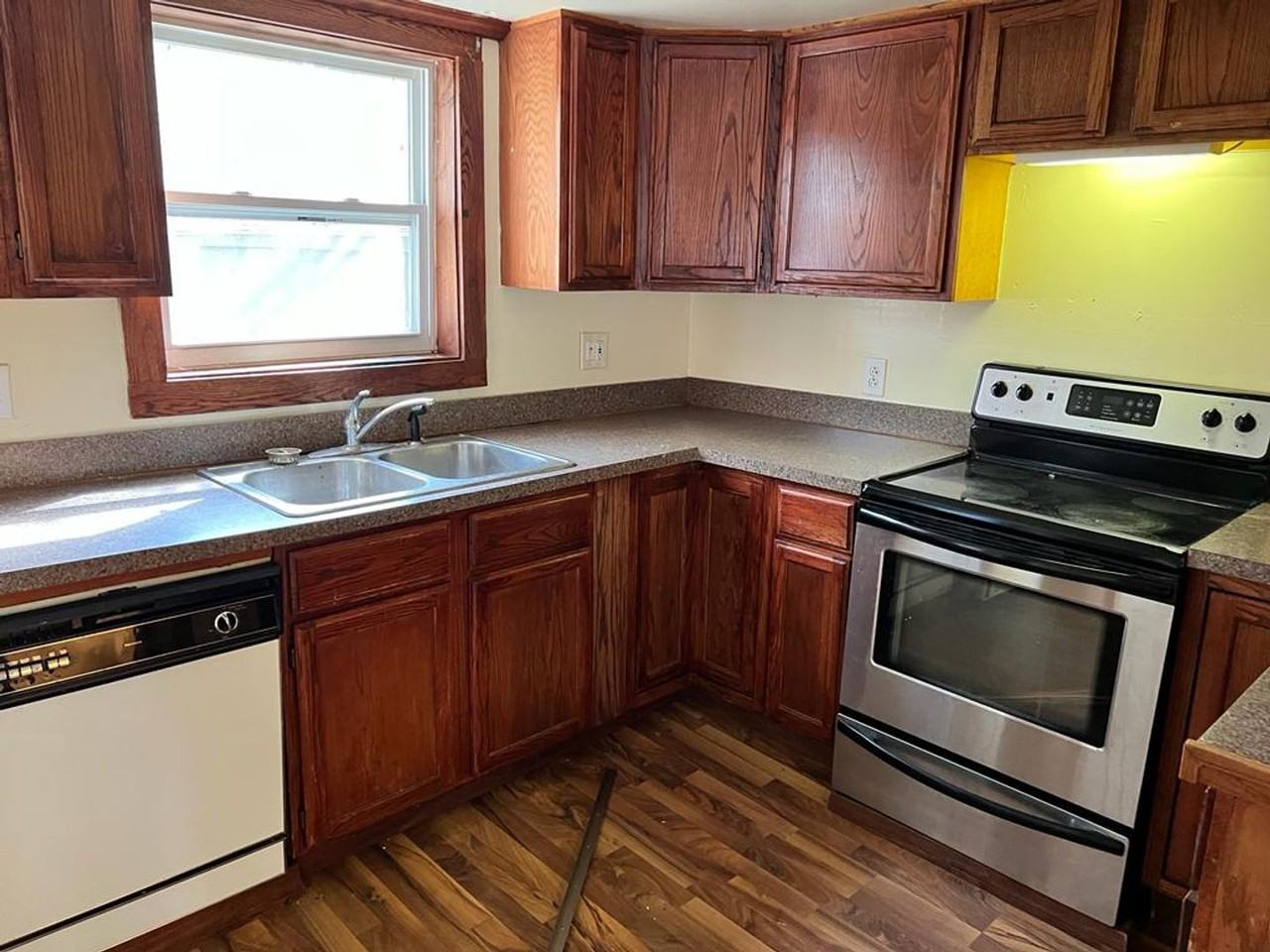 12383 Morse Rd - Photo 3 of 10