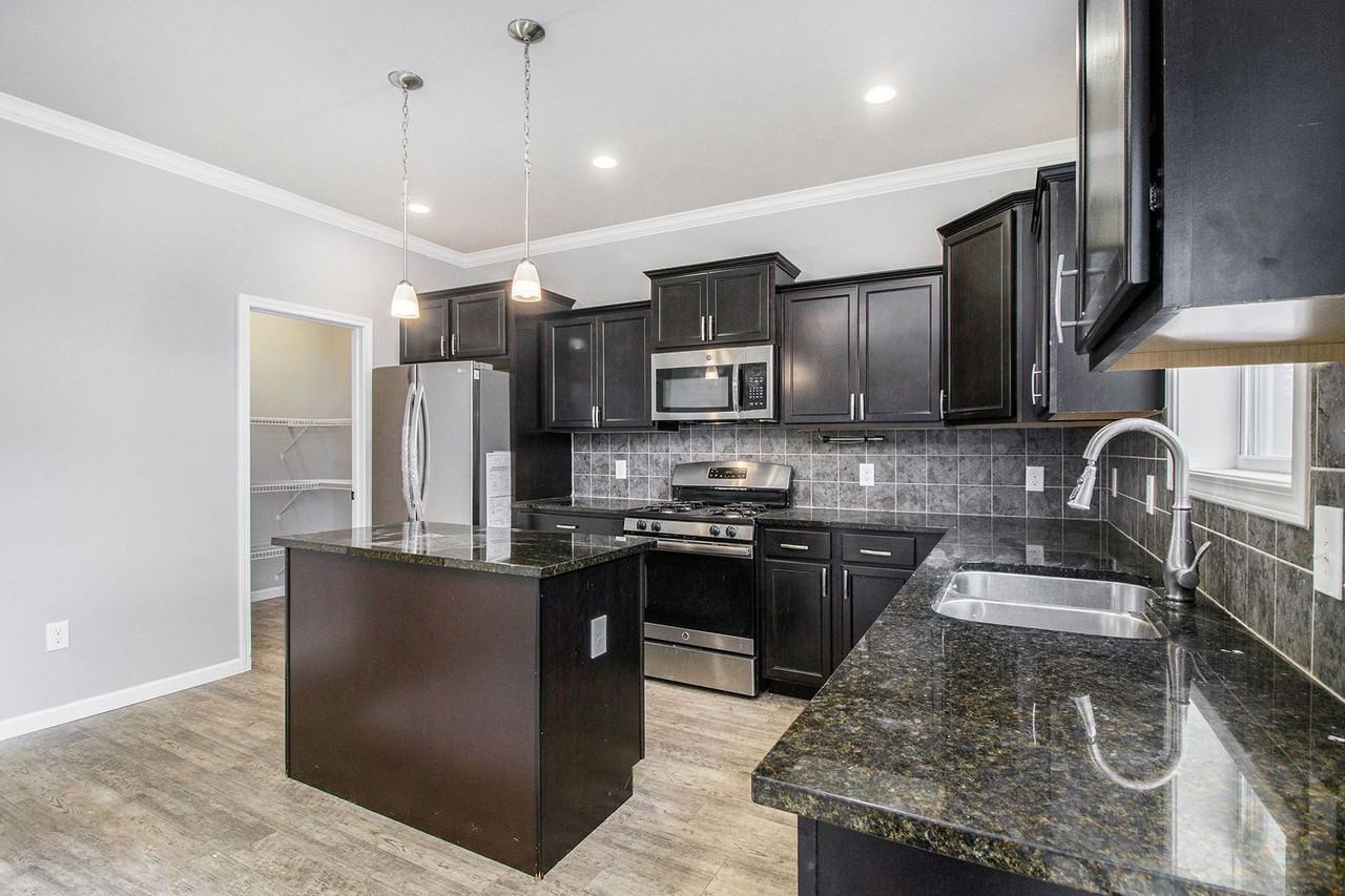 59106 Silvergrass Ave - Photo 5 of 21