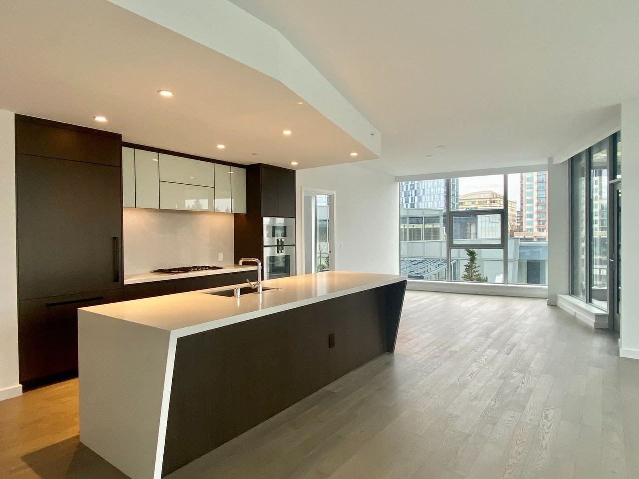 188 Bellevue Way Ne #605 - Photo 2 of 22