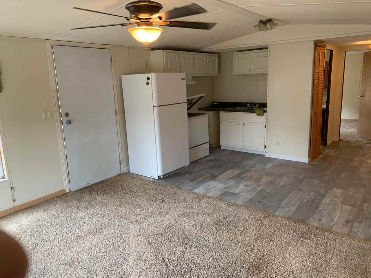 21 Chandler Dr - Photo 3 of 5
