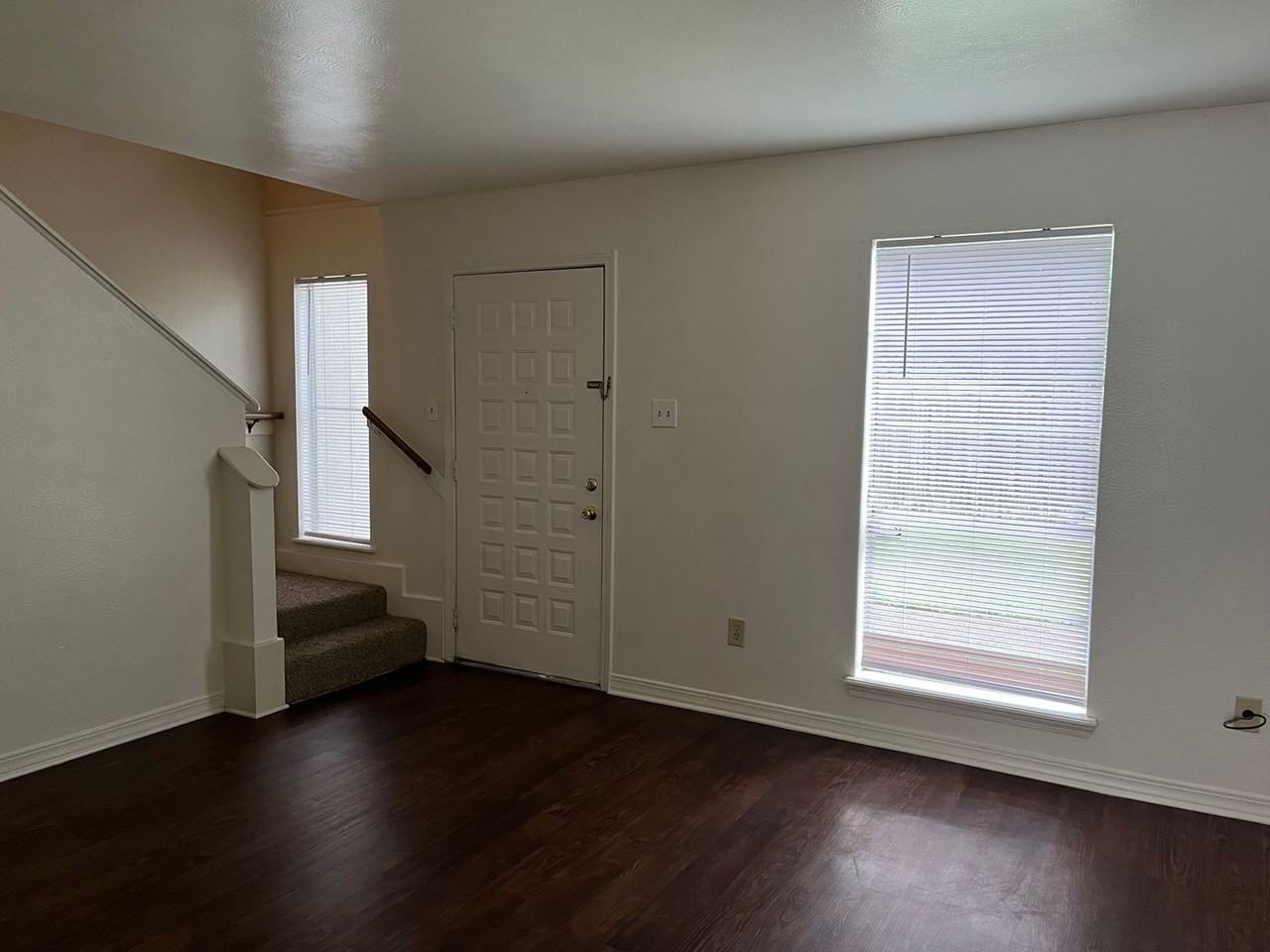 5705 E Texas St #38 - Photo 6 of 9