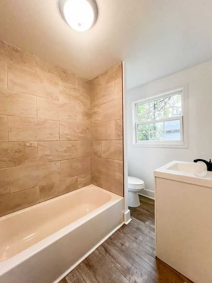 602 Easley Bridge Rd - Photo 3 of 9