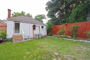 featured image of 711 1/2 Kawana Rd