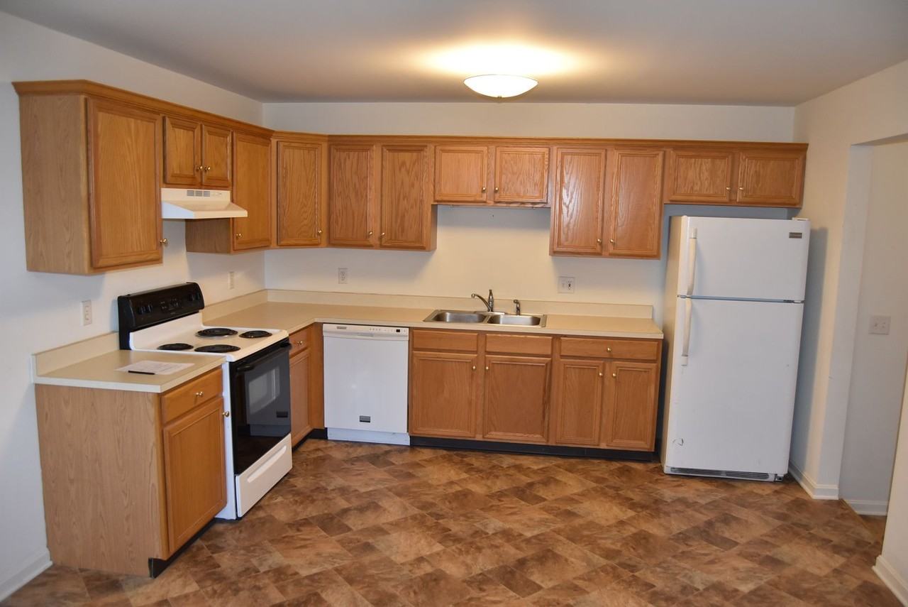 11 N 5th St - Photo 2 of 17