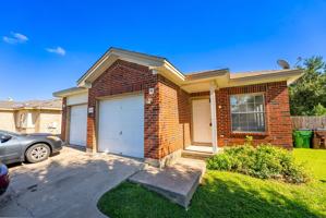 featured image of 2825 Southampton Way #B