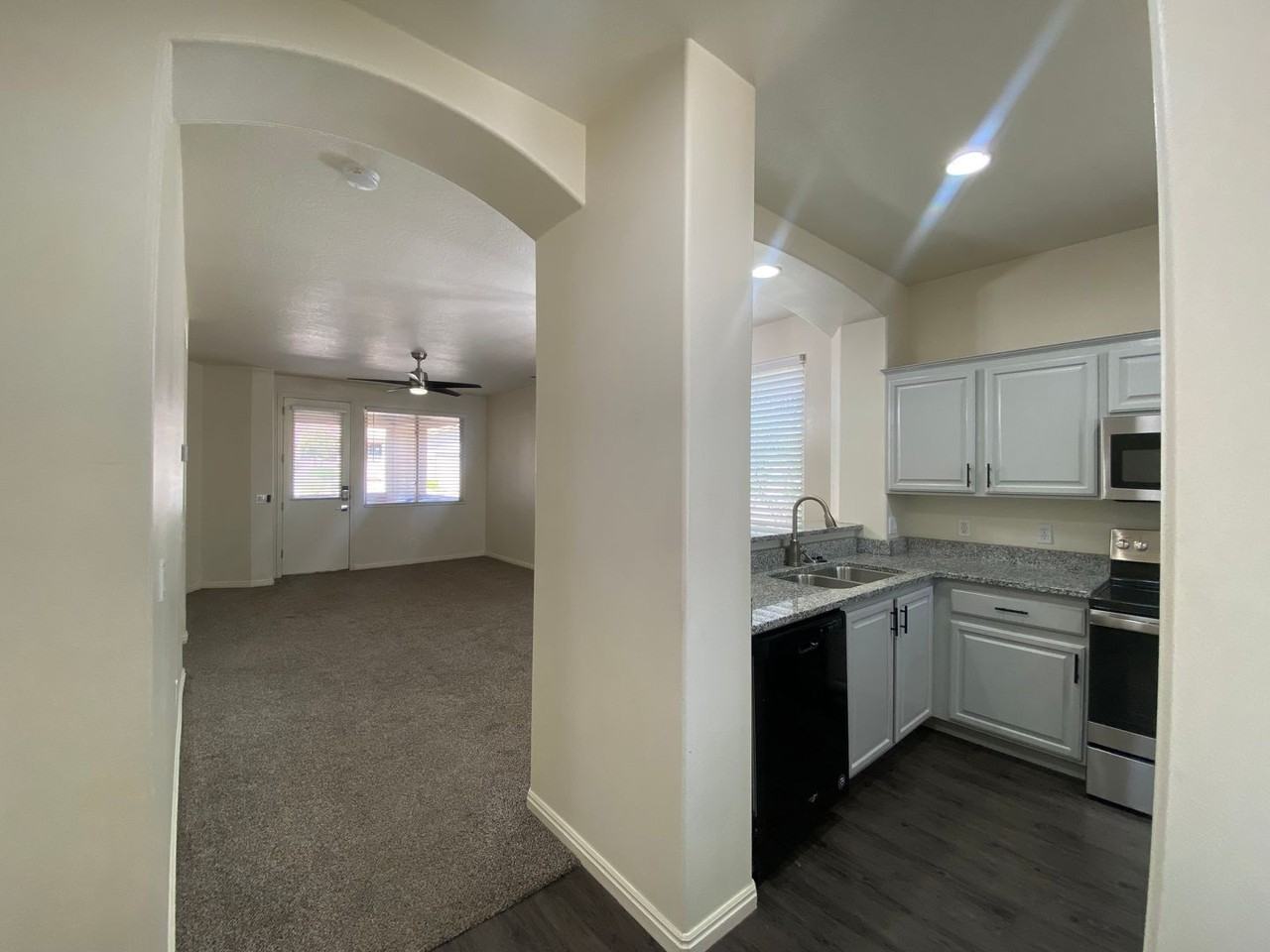 3427 E Sweetwater Springs Dr - Photo 3 of 30