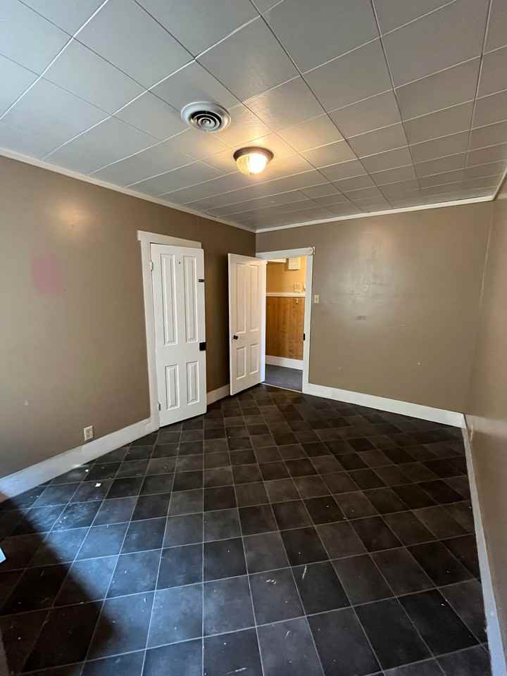 55-57 North 4th St. Sunbury - Photo 3 of 17