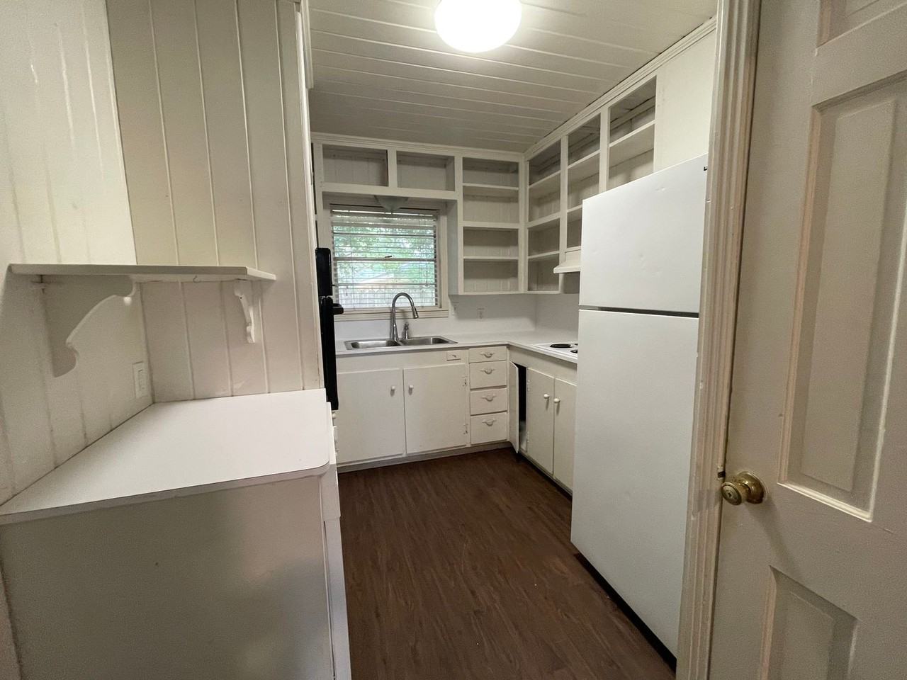 146 Dallas St - Photo 3 of 10