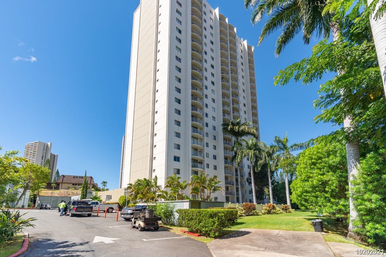 98-1038 Moanalua Rd