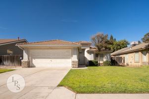 featured image of 5532 W Minarets Ave