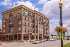 featured image of 881 3rd Ave Sw