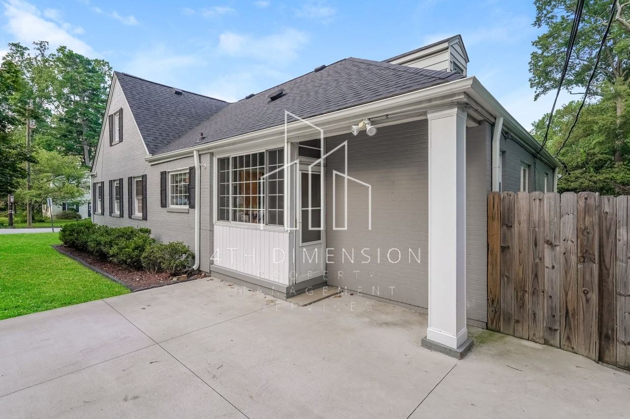 1500 Seminole Dr - Photo 2 of 28