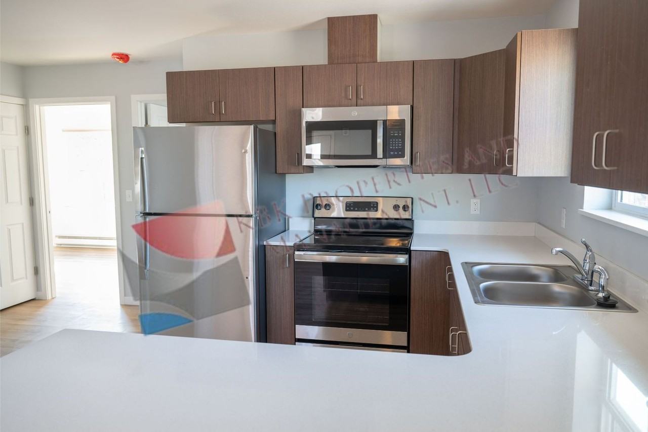 East Village-172 - Photo 5 of 34