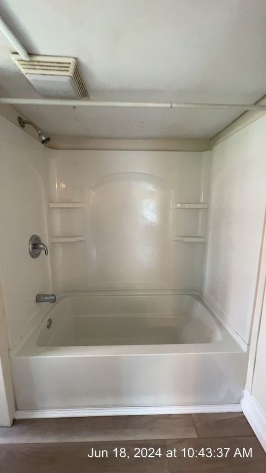 738 Willey St - Photo 5 of 10