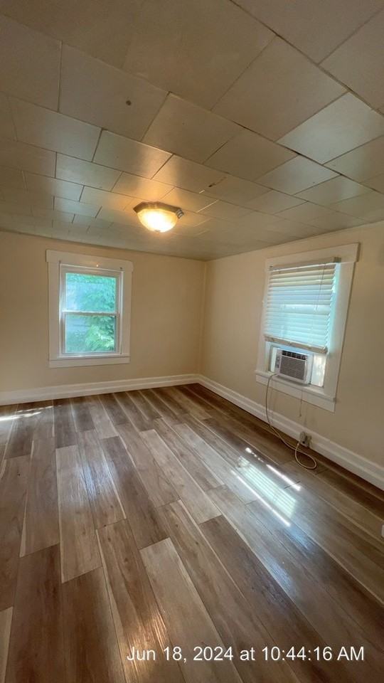 738 Willey St - Photo 7 of 10