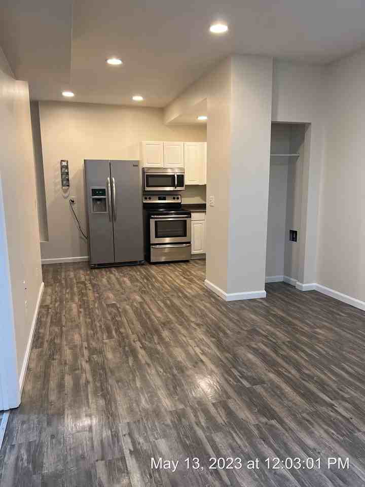 682 Willey St. - Photo 2 of 24