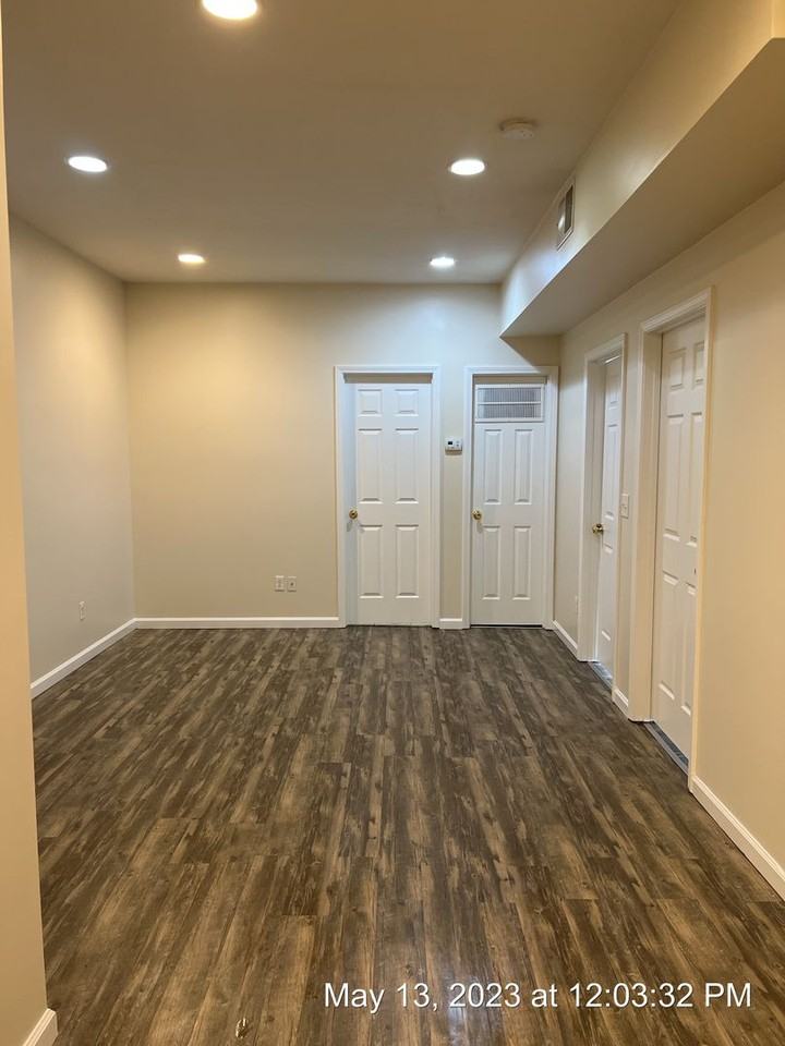 682 Willey St. - Photo 4 of 24