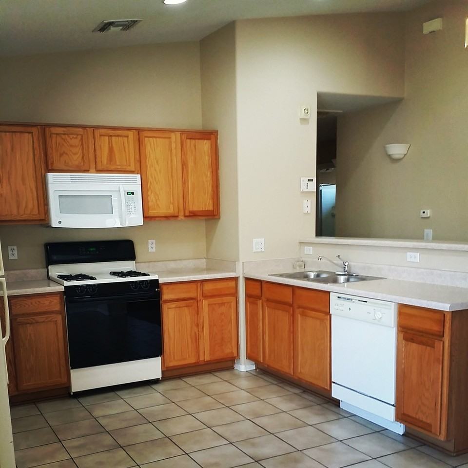 3698 S Desert Motif Rd - Photo 3 of 39