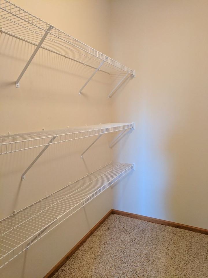 Bison Crossing Apartments - Photo 6 of 25