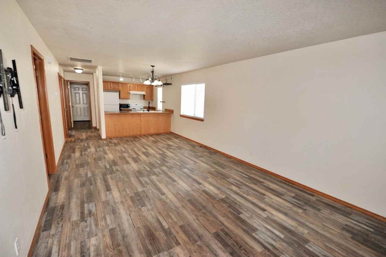 6364 W Trestle St #1 - Photo 7 of 26