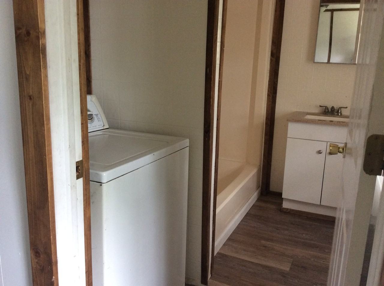 401  N Olive St. - Photo 3 of 8