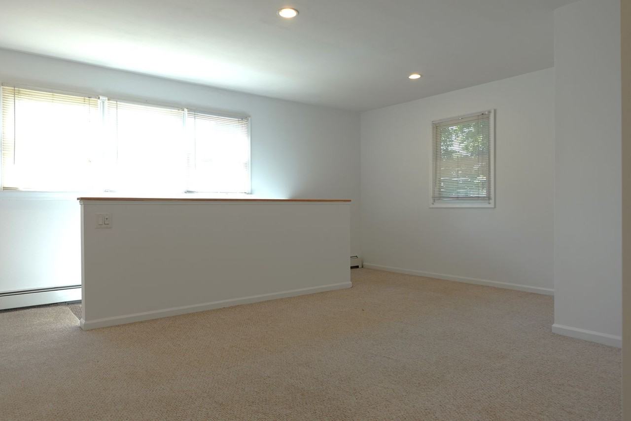 20 Cambridge Avenue - Photo 3 of 9