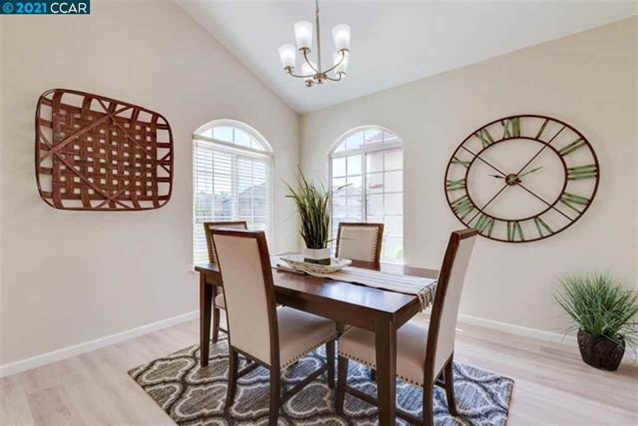 2436 Pismo Ct - Photo 3 of 23