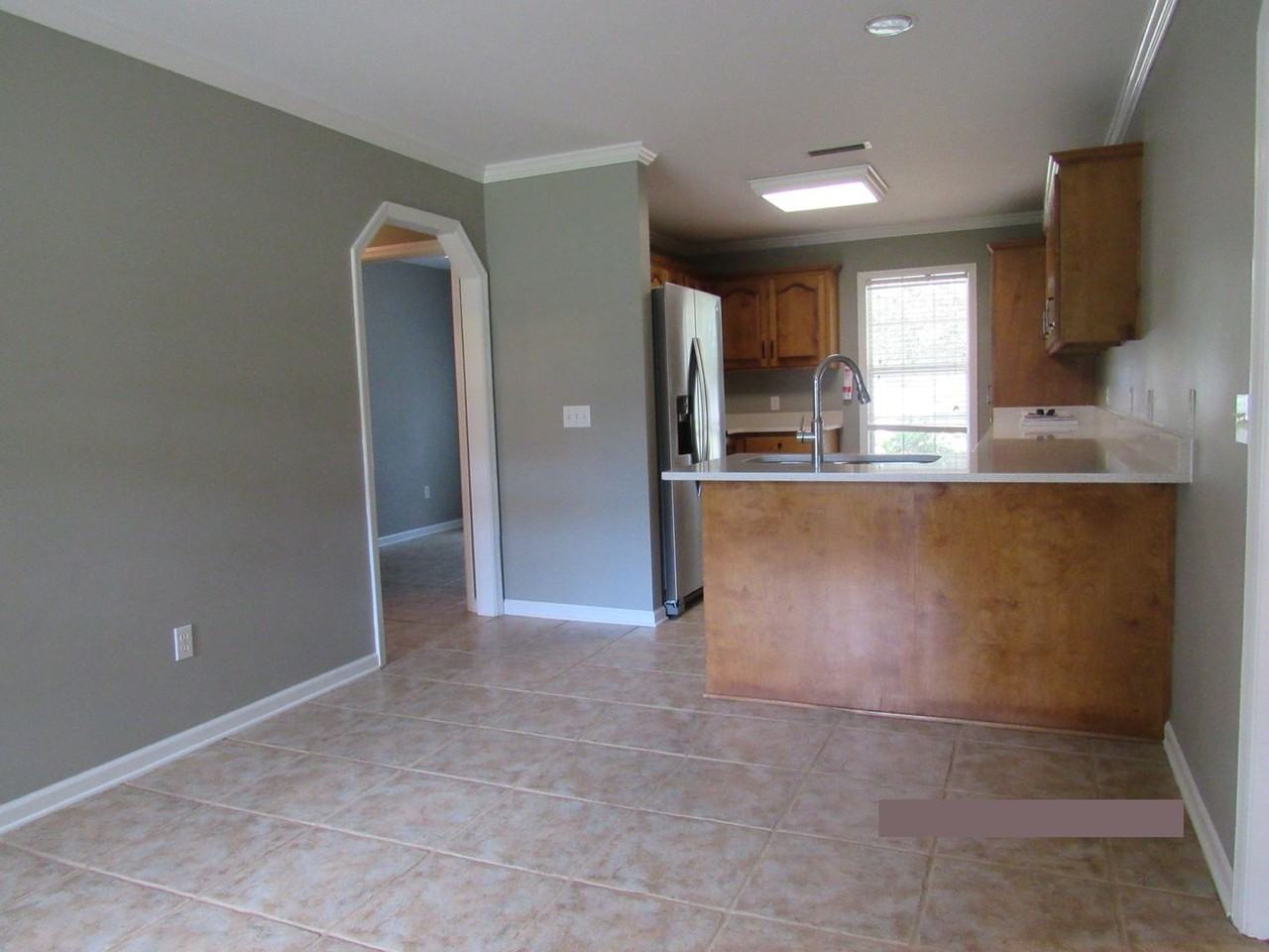 131 Fox Chase Dr - Photo 4 of 13