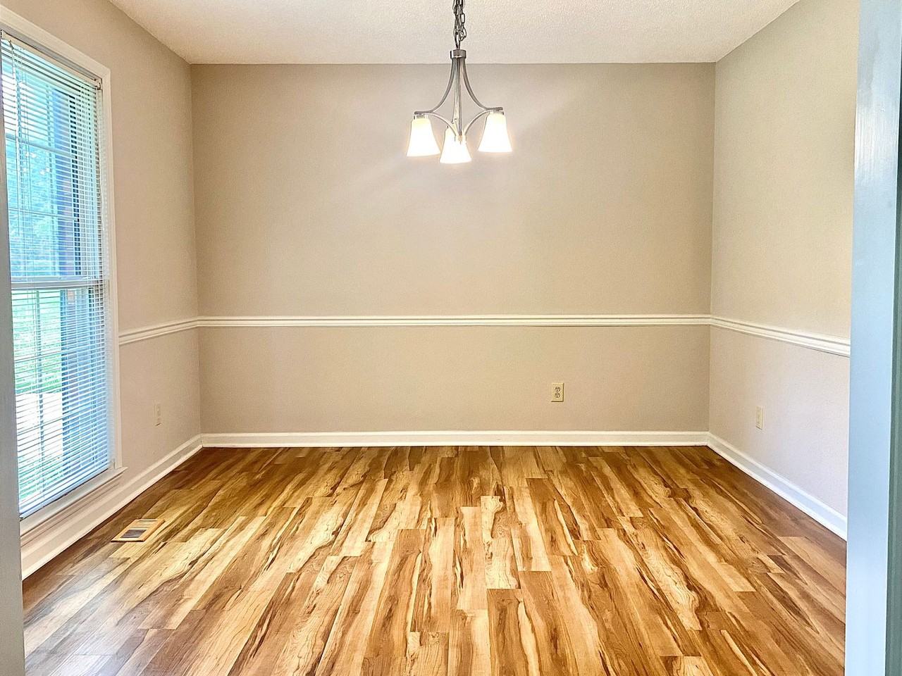 5124 Green Oak Dr - Photo 3 of 15