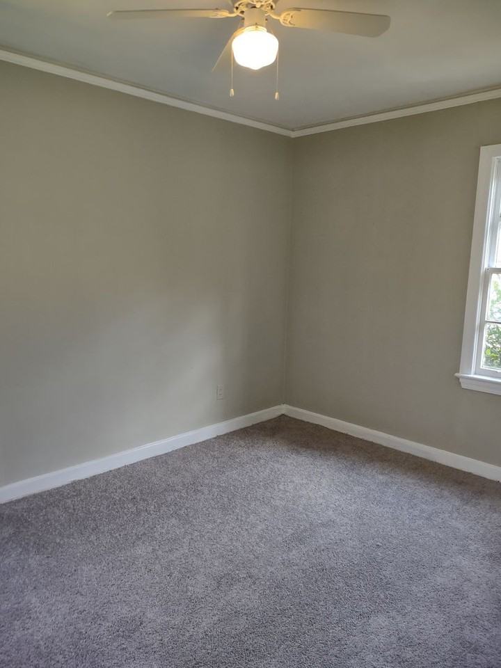618 Belvedere Rd - Photo 4 of 13