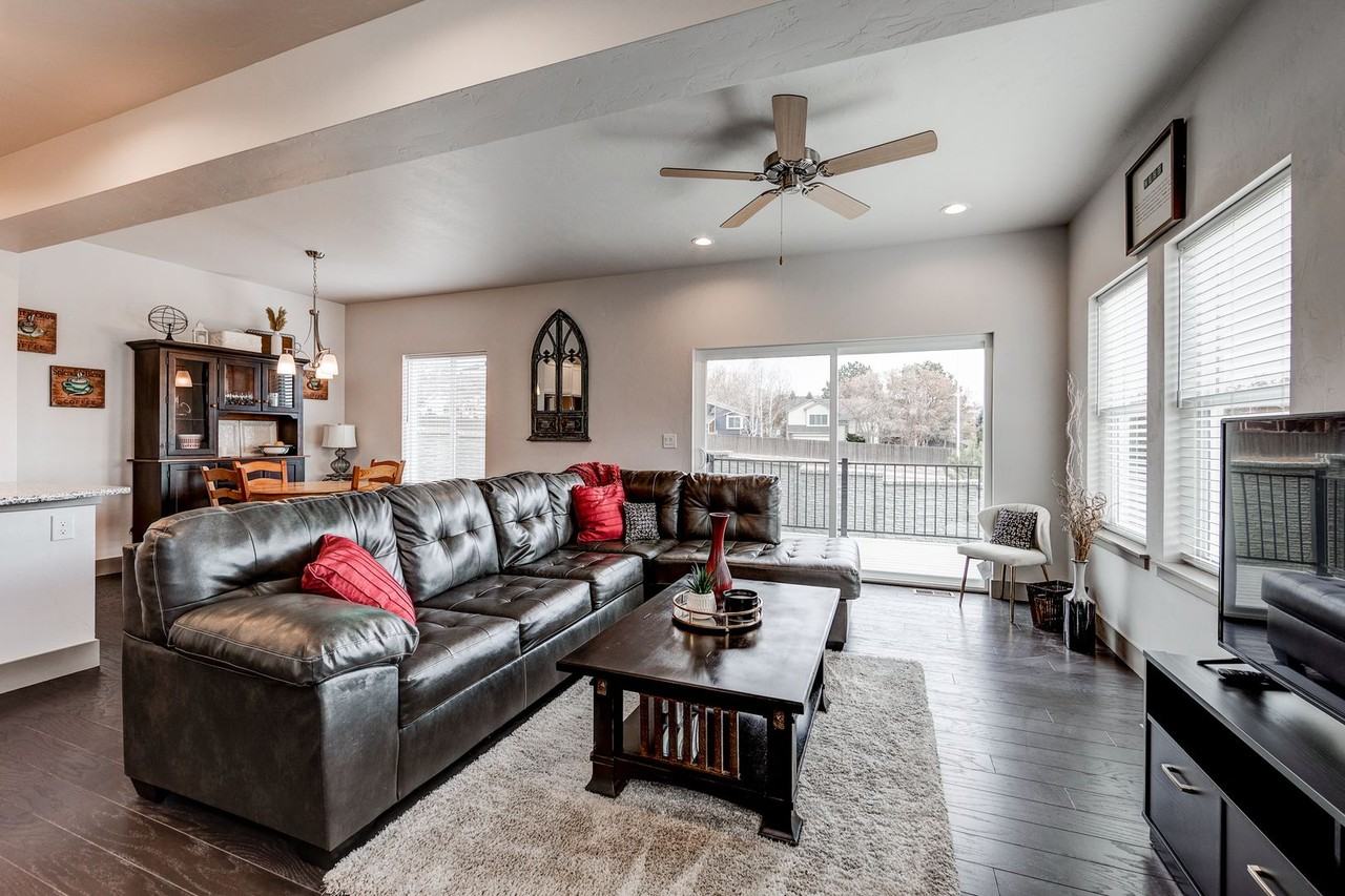 5349 Sky Top Ln - Photo 5 of 50