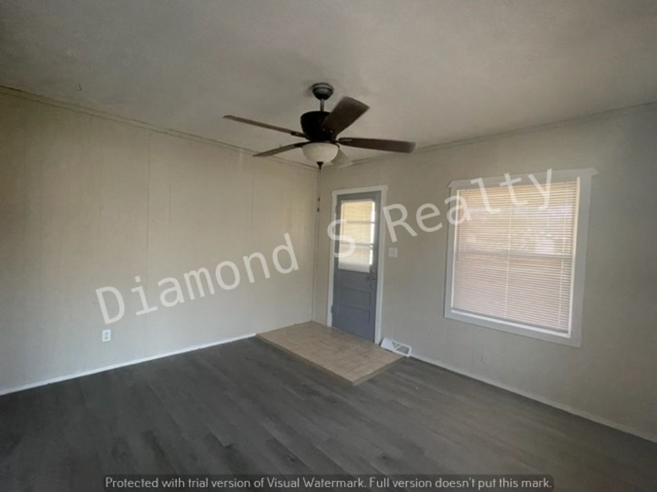 3028 W Walnut St - Photo 3 of 19