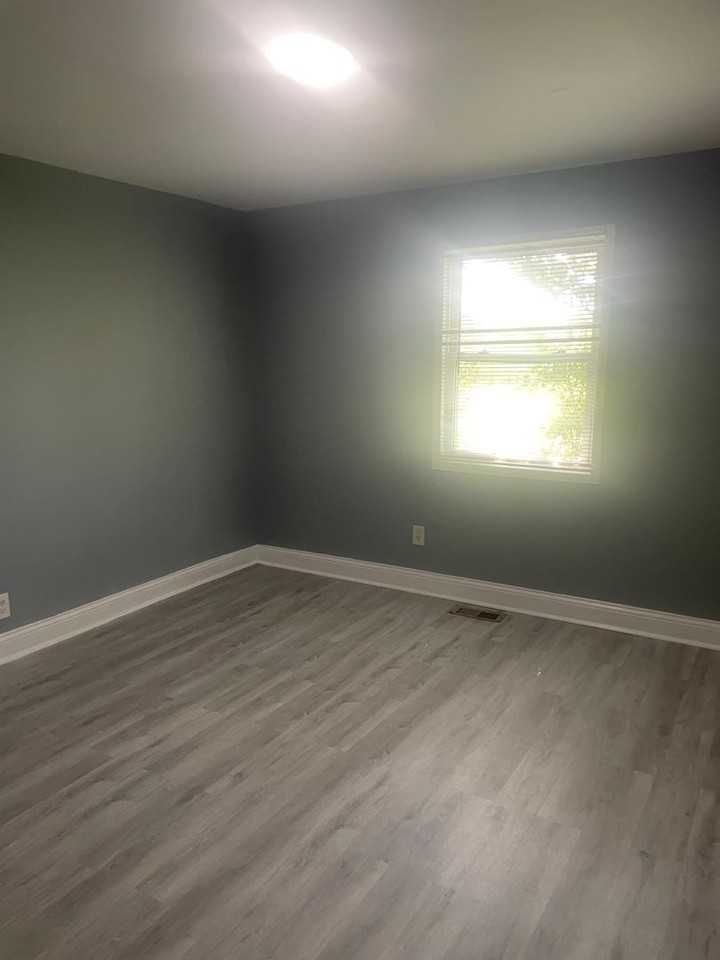 1700 Lewis Ave - Photo 7 of 15