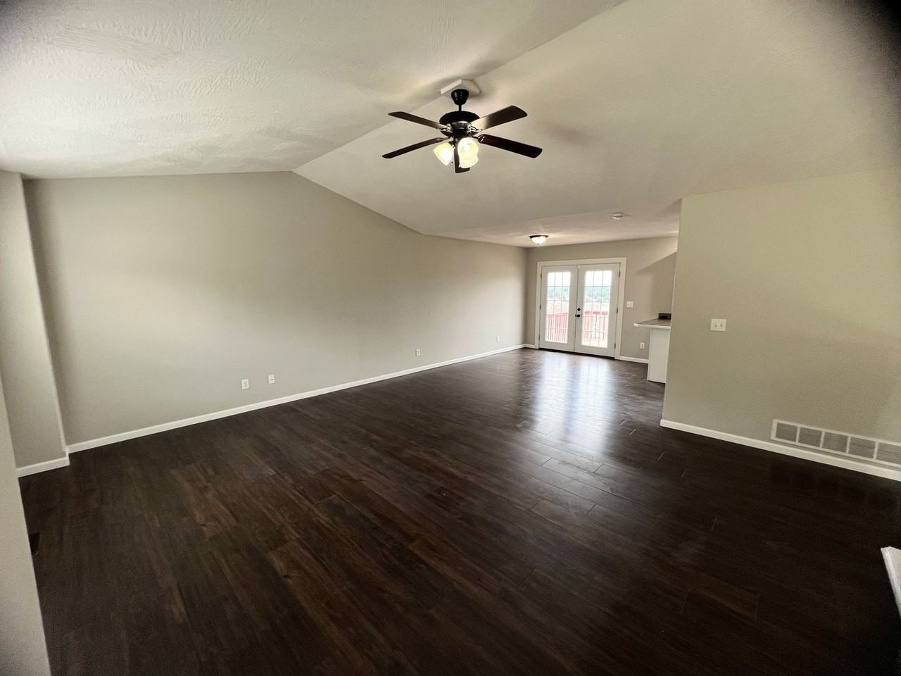 157 Lyle Curtis Cir - Photo 2 of 17