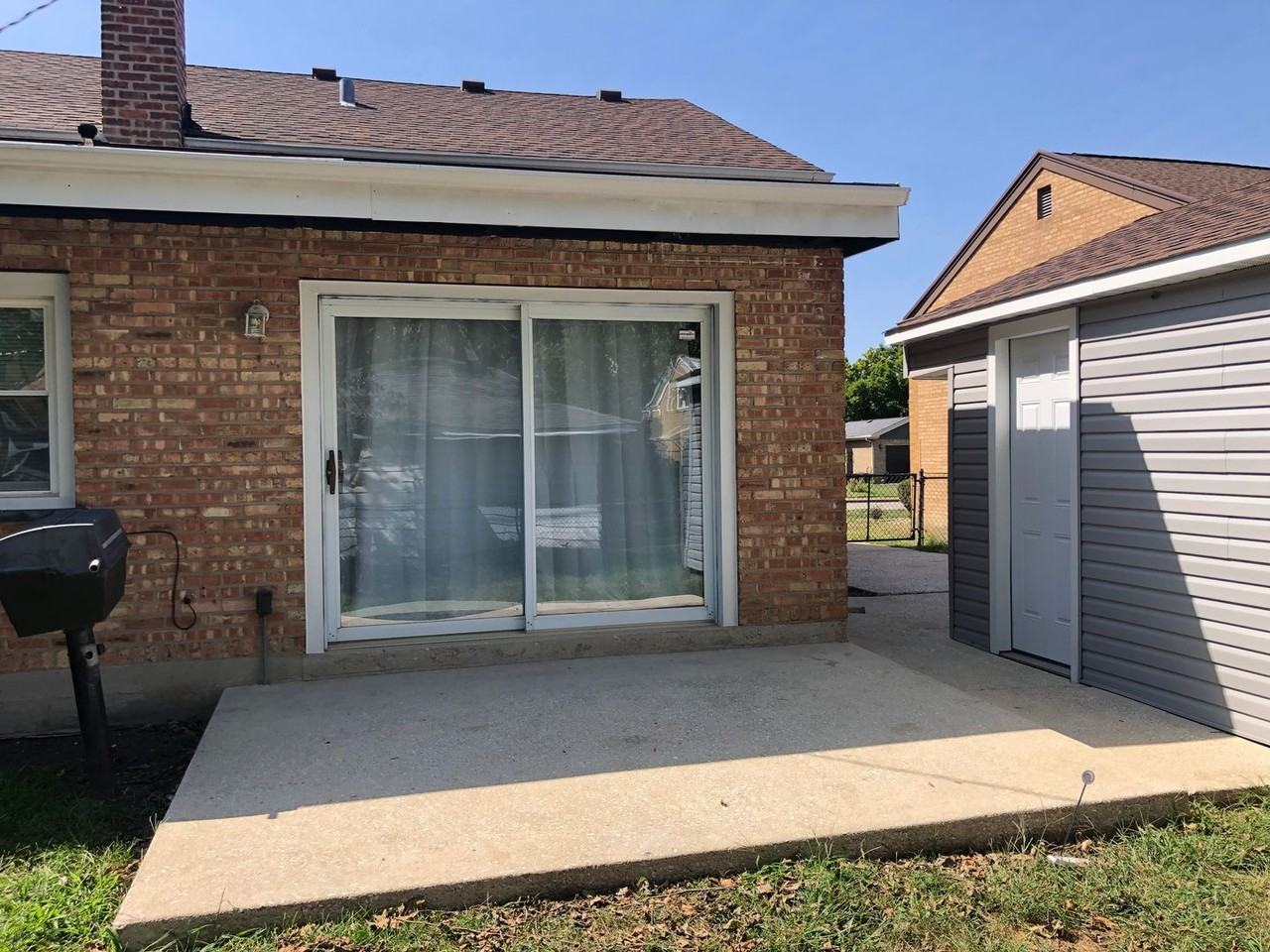 2413 S 22nd Ave - Photo 2 of 14