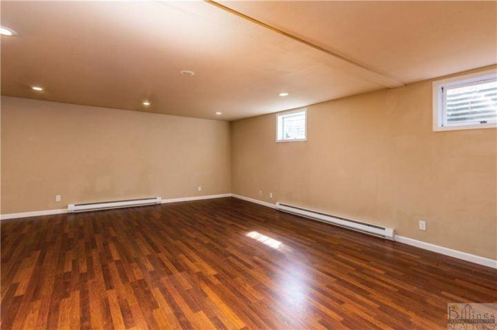 272 Aristocrat Dr - Photo 6 of 7