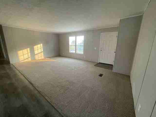 22 Bellwood Dr #22 - Photo 5 of 23