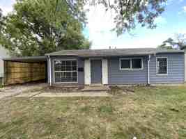 featured image of 905 Southmoor Dr #NA