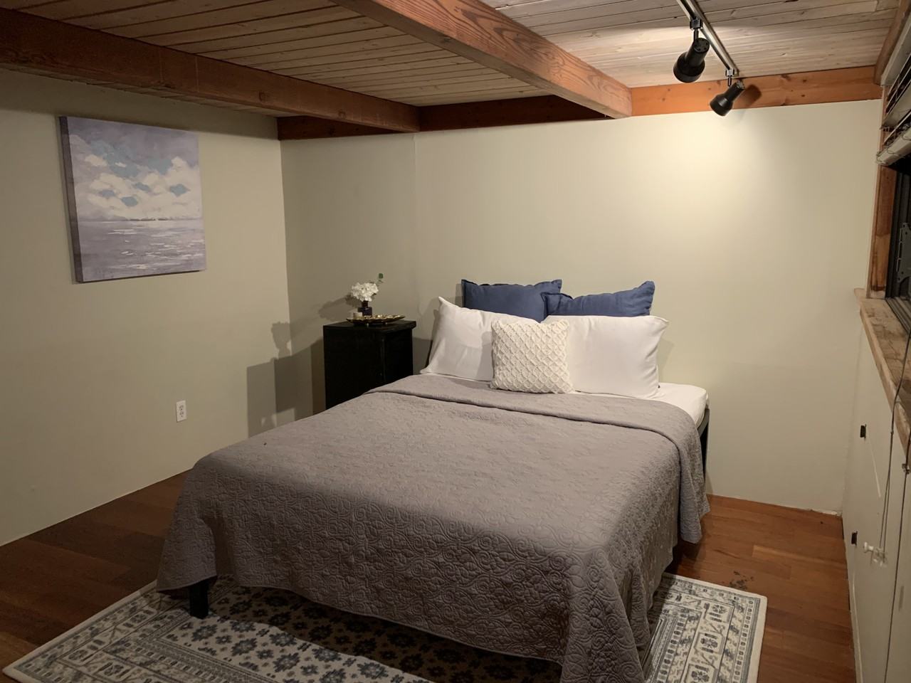 1322 Commerce Ave #NA - Photo 3 of 7