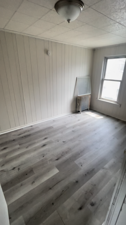 86 Grove St #NA - Photo 3 of 17