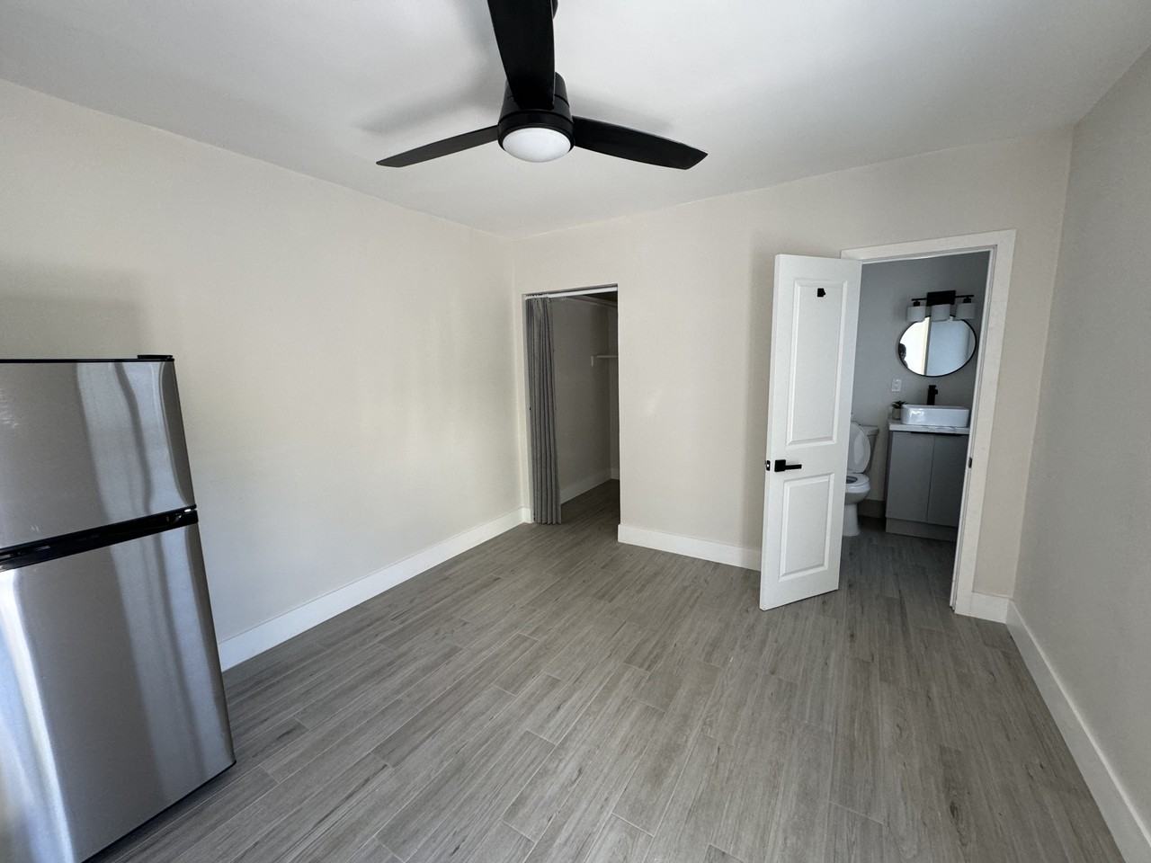 1405 N Andrews Ave #3