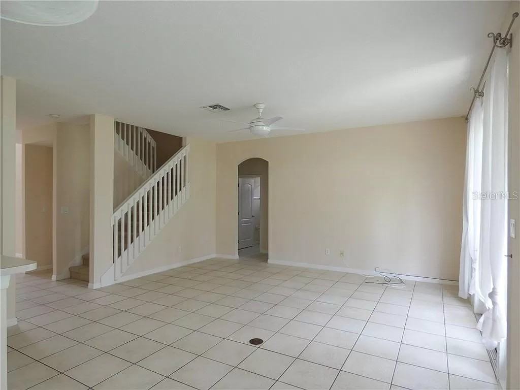 1715 Amaryllis Cir #NA - Photo 3 of 14