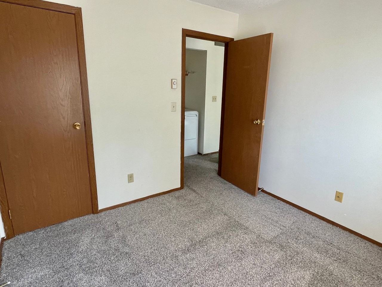 71 Center St Apt C - Photo 5 of 9