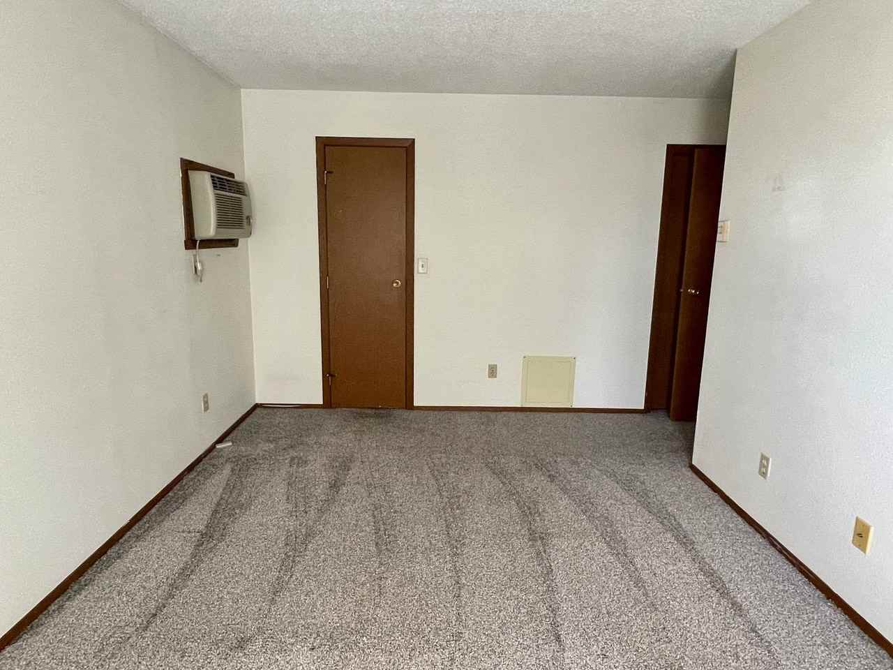 71 Center St Apt C - Photo 7 of 9