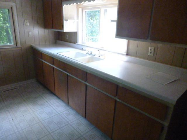 1334 Denton Creek Rd - Photo 3 of 4