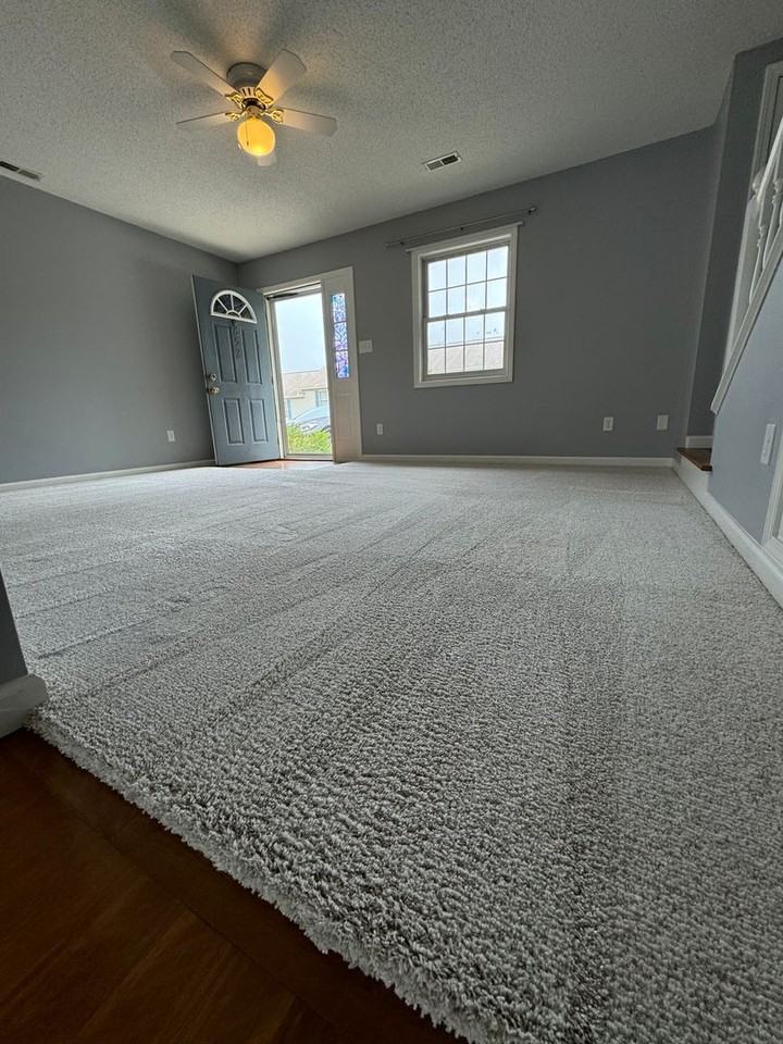 852 E Sherwood Hills Dr - Photo 4 of 17