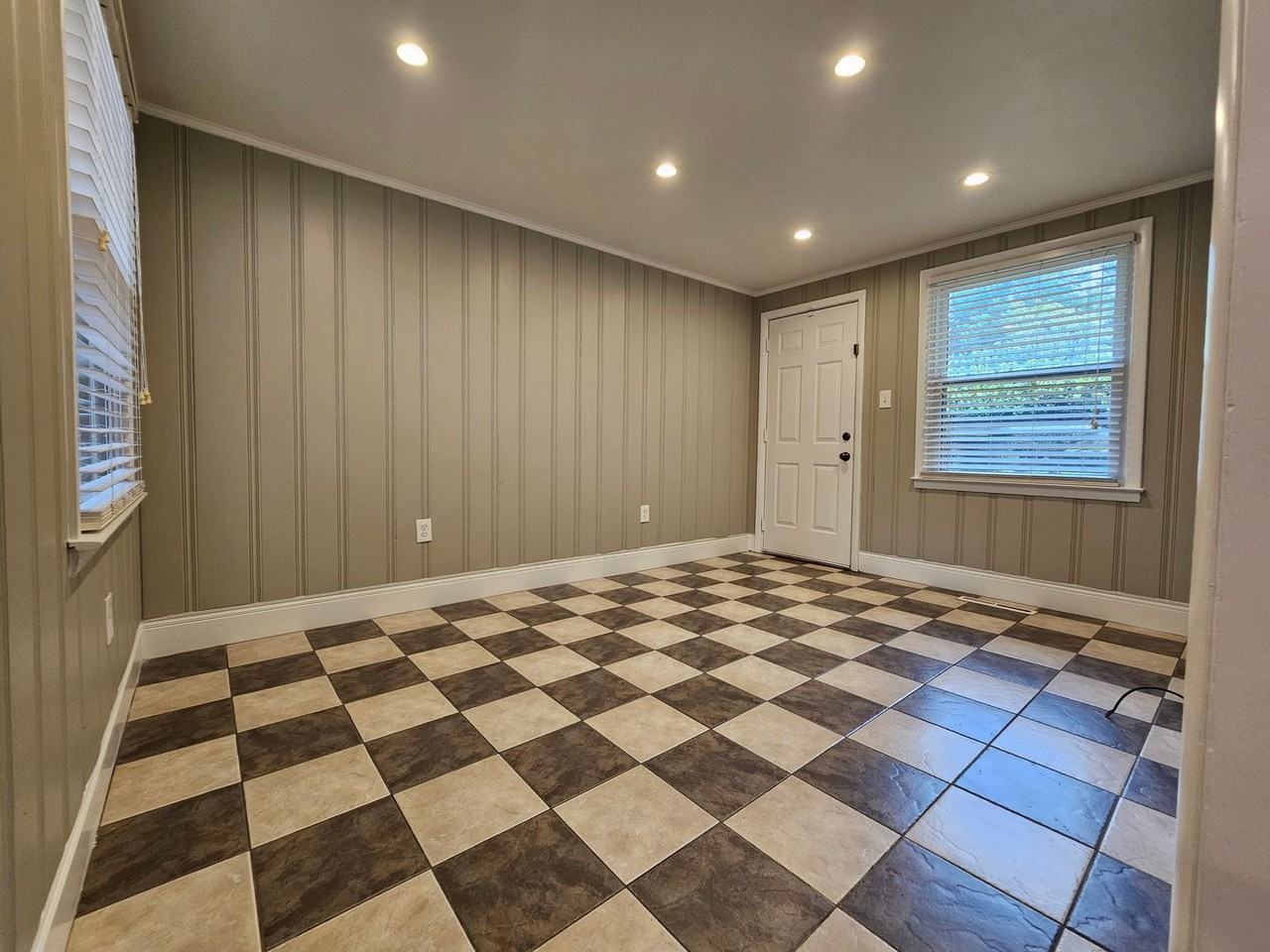 303 Brandywine Rd - Photo 6 of 18