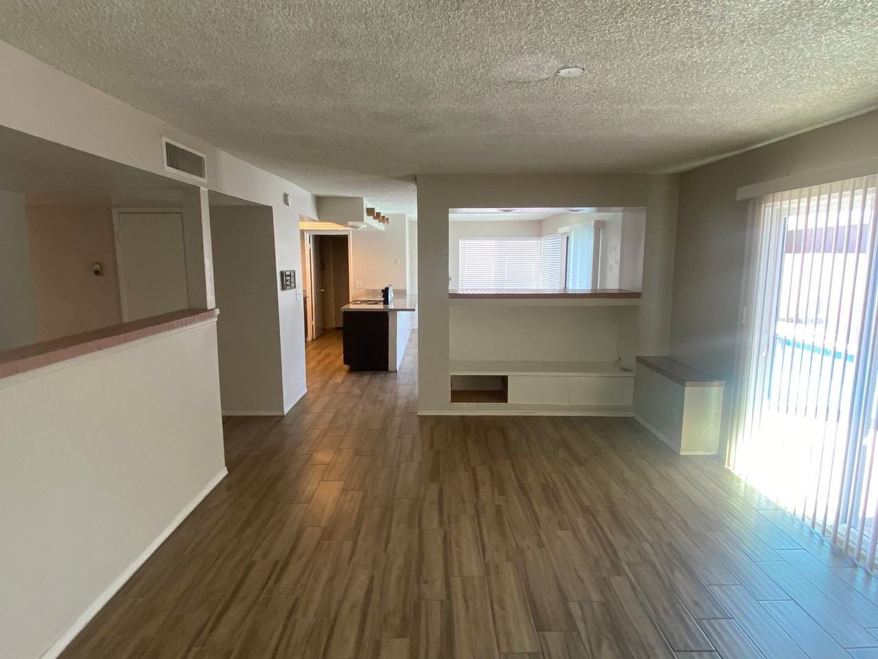 3208 W Sahuaro Dr - Photo 2 of 23