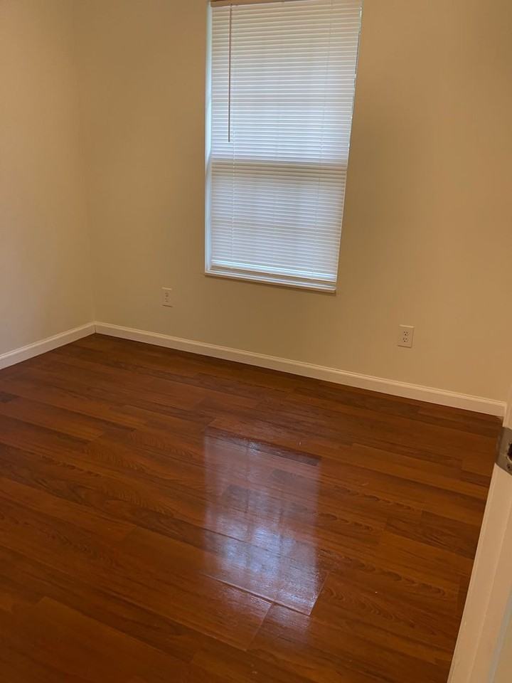 6306 Gary Moore Ln - Photo 5 of 6